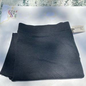 Black and gray new pants size 20-22